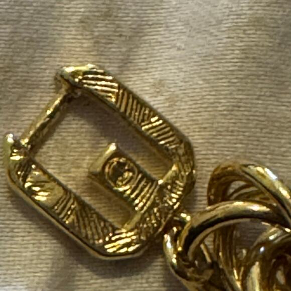 Vintage Givenchy Gold Plated Chunky Thick Gold Plated Necklace 24” Long One Size - Picture 10 of 13